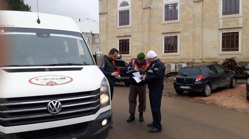 &Ouml;zel &Ouml;ğrencilerin Servisleri Denetlendi
