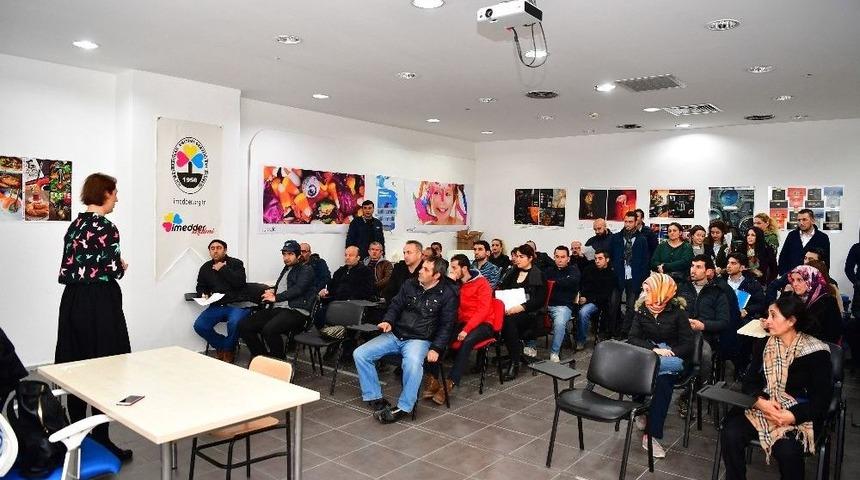 Beylikd&uuml;z&uuml; Belediyesi Kariyer Merkezi&ldquo;1&rdquo; G&uuml;nde &ldquo;41&rdquo; Kişinin İstihdamını Sağladı