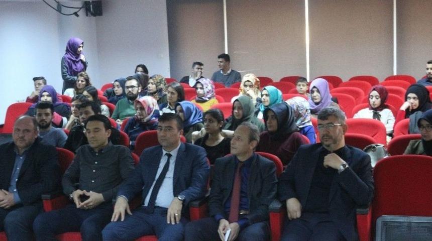 Gençlik Merkezi’nde “kudüs” Semineri