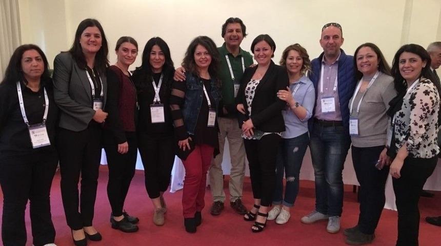 Bayraklı K&uuml;t&uuml;phanelerine Bir &Ouml;d&uuml;l Daha