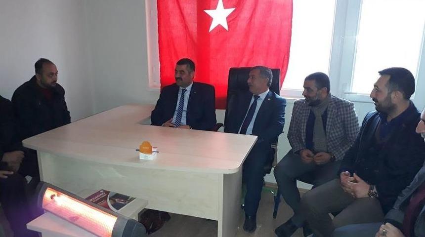 Başkan Avşar Muhtarların Sorunlarını Dinledi