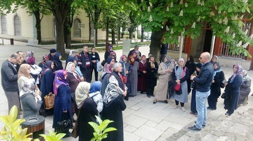 İzmit&rsquo;ten Bursa&rsquo;ya Her G&uuml;n Gezi D&uuml;zenleniyor