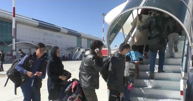 Afganistanlı 6 Bin 846 Kaçak Göçmen Ülkesine Döndü