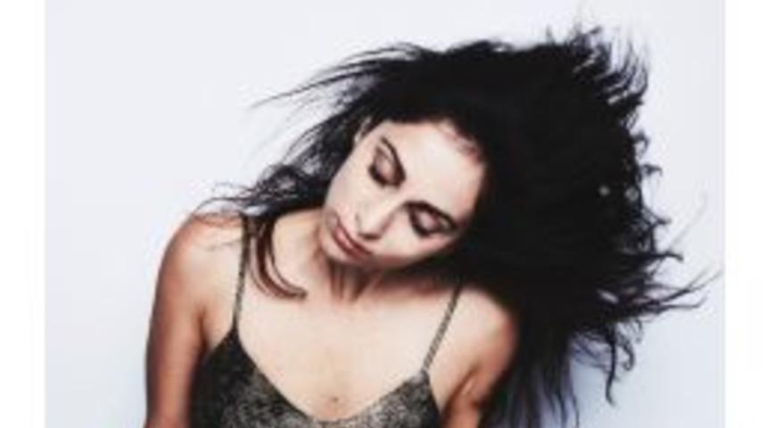 Arap D&uuml;nyasının Yıldızı Yasmine Hamdan Crr&rsquo;de