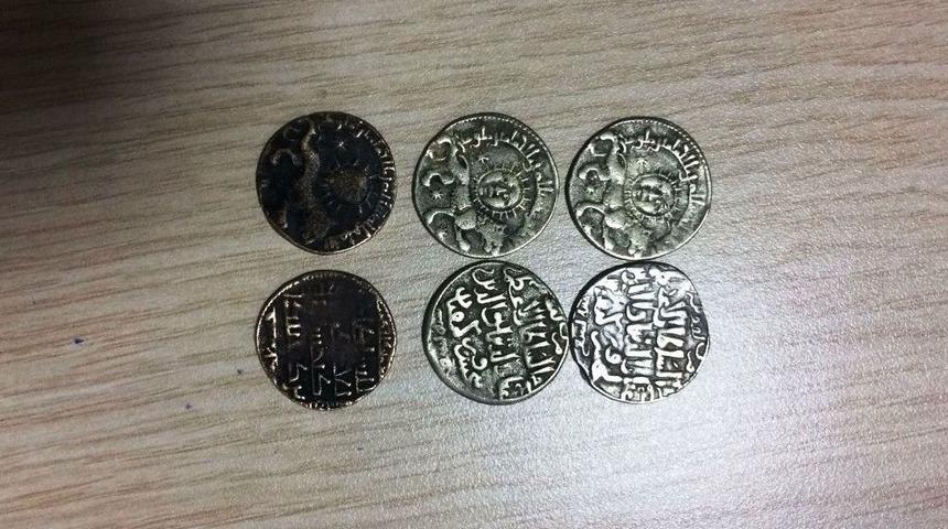 Diyarbakır&rsquo;da Tarihi Eser Operasyonu: 16 G&ouml;zaltı