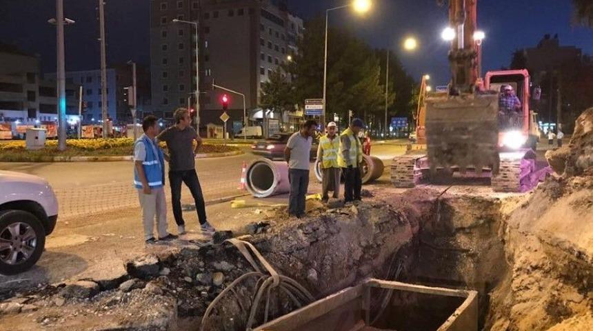 Adıyaman Belediyesi 2017 Yılında 90 Kilometre Altyapı Hattı D&ouml;şedi