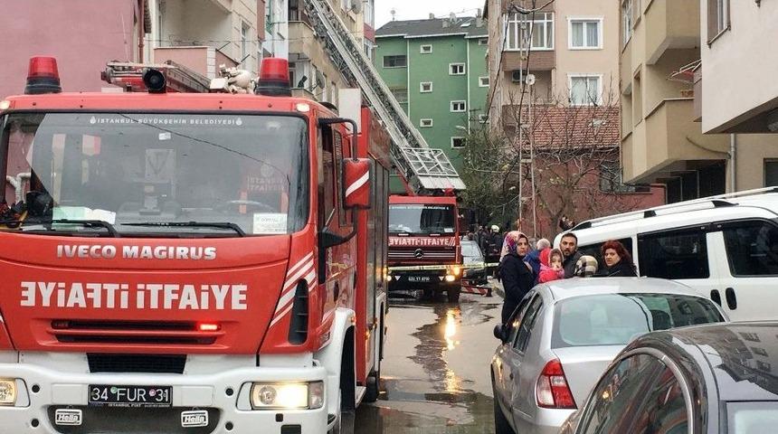 Pendik&rsquo;te Evde T&uuml;p Patladı: 2 Yaralı