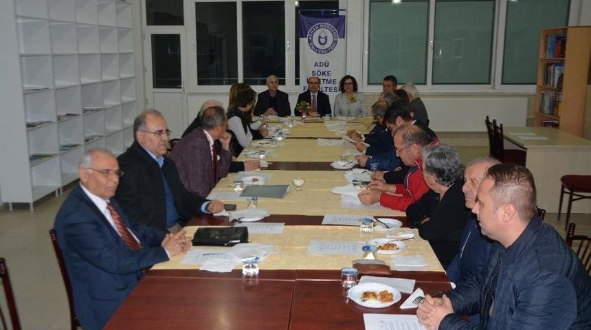S&ouml;ke&rsquo;de Şiir Ve Edebiyat Sohbetleri Devam Ediyor