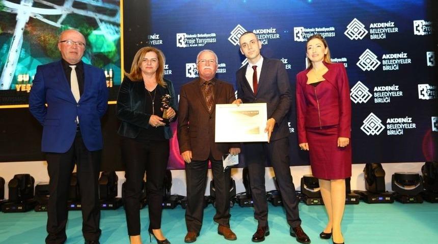 Manavgat Belediyesi&rsquo;nin Yaya K&ouml;pr&uuml;s&uuml; Projesine &Ouml;d&uuml;l