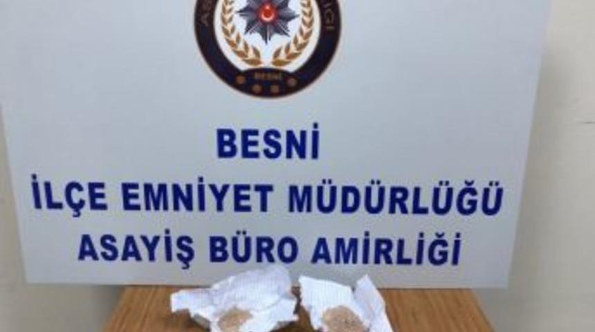 Besni&rsquo;de Uyuşturucu Madde Ele Ge&ccedil;irildi