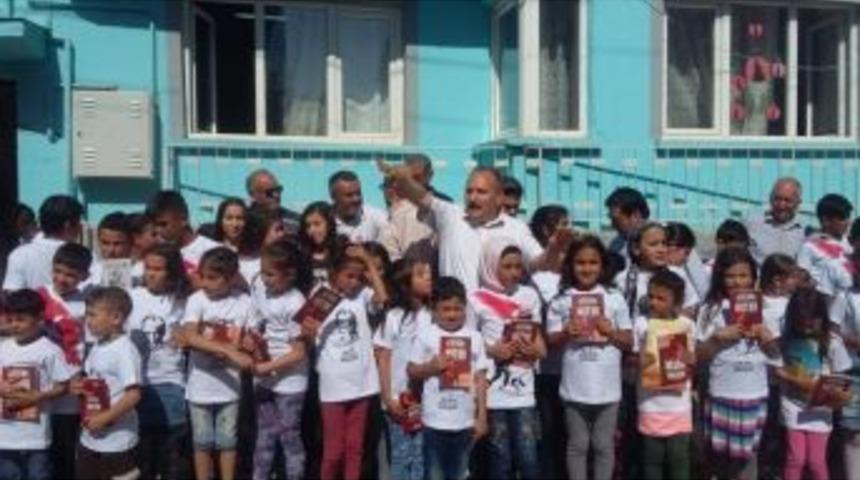 &Ouml;dev Evinden &Ouml;ğrencilere Karne Hediyesi; Nutuk