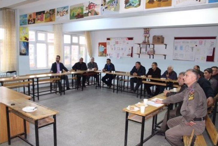 ‘iyi Dersler Şoför Amca’ Projesi Kapsamında Taşımalı Eğitim Servis Şoförlerine Eğitim Verildi G5