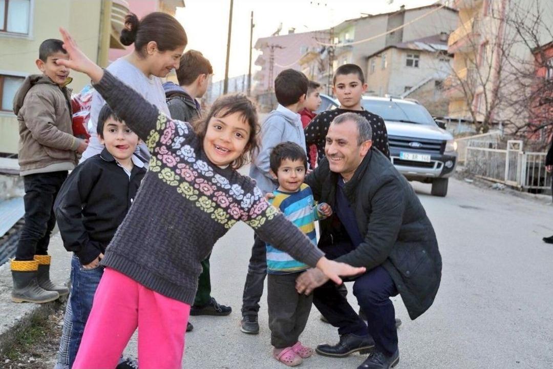 Hayalleri Ger&ccedil;ekleştiren Vali