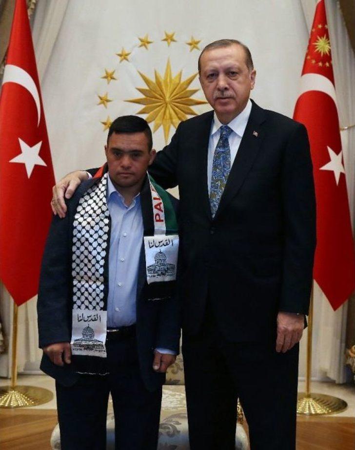 Cumhurbaşkanı Erdoğan, Down Sendromlu Filistinli Muhammed Et-tavil Kabul Etti G4