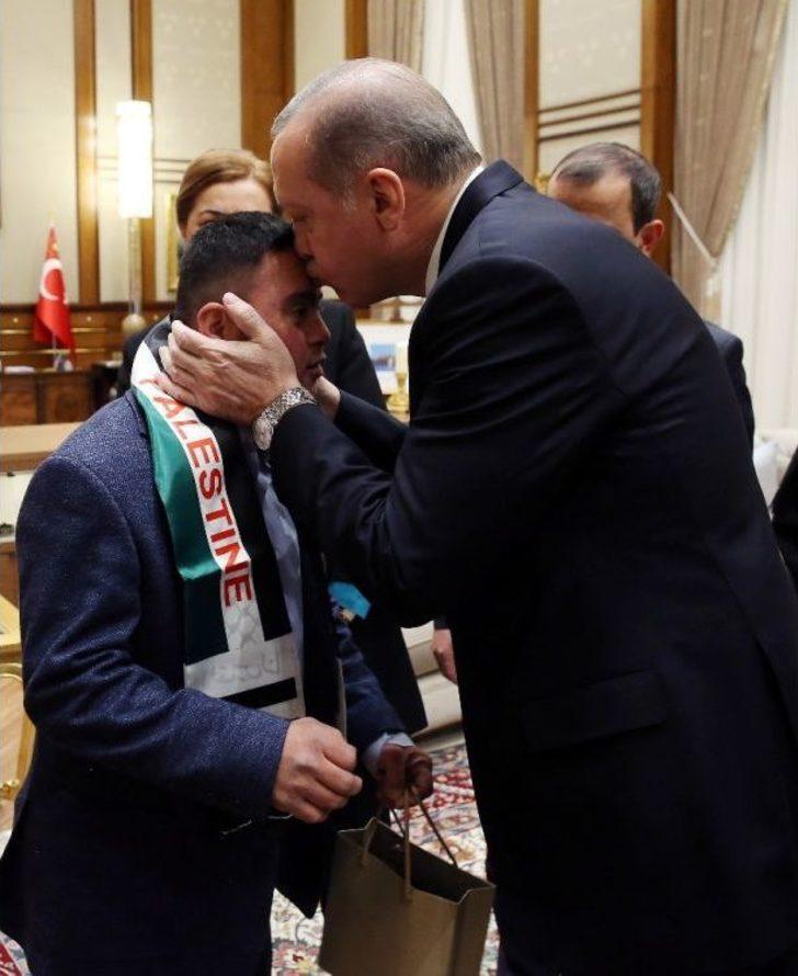 Cumhurbaşkanı Erdoğan, Down Sendromlu Filistinli Muhammed Et-tavil Kabul Etti G5