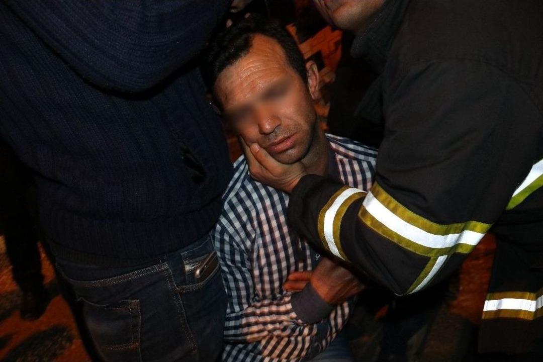 Dinamite Benzeyen F&uuml;nye Yaptı, Kendini Patlatacağını S&ouml;yledi