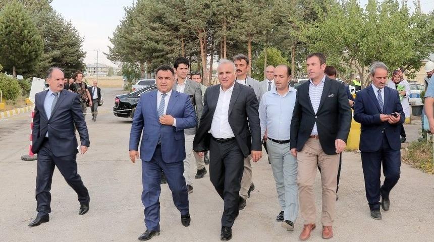 &ldquo;van Pahalı İ&ccedil;me Suyu Kullanıyor&rdquo; İddialarına Sert Cevap