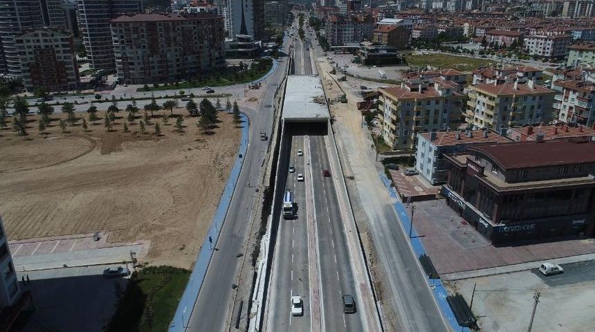 Şefik Can K&ouml;pr&uuml;l&uuml; Kavşağı Hizmet Vermeye Başladı