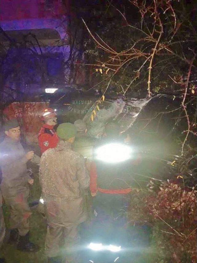 Balıkesir’de Trafik Kazası: 1 Ölü, 2 Yaralı