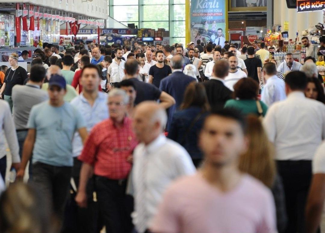 Aşti Bayrama Hazır