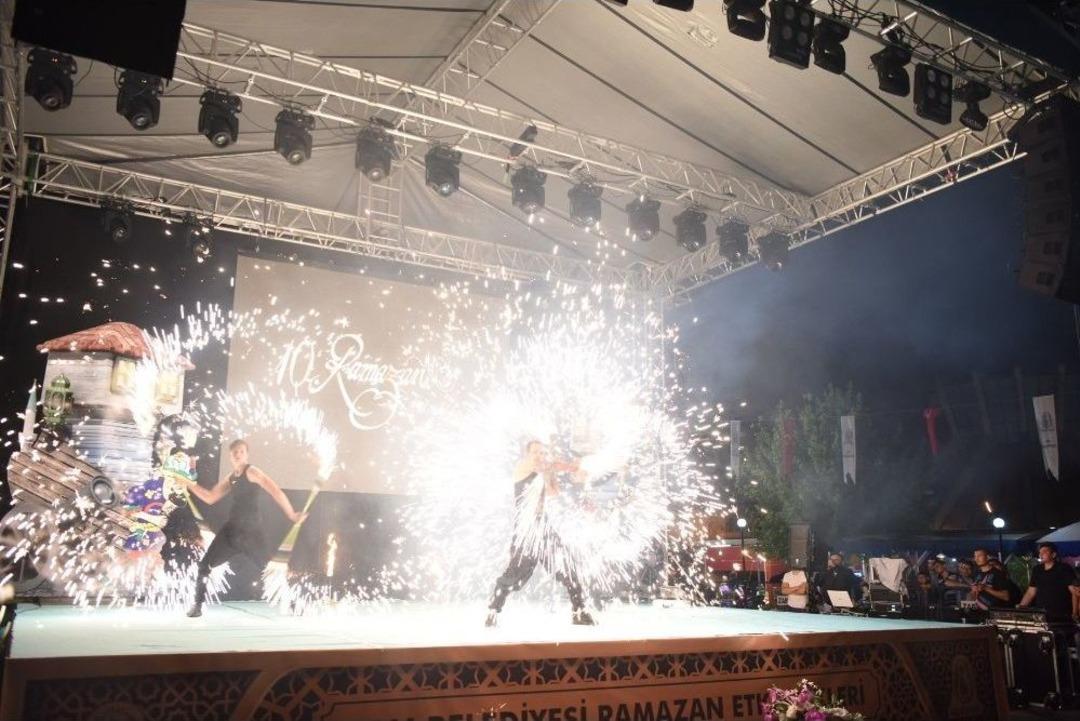 &Ccedil;an Belediyesi&rsquo;nden Muhteşem &Ccedil;ocuk G&ouml;sterileri