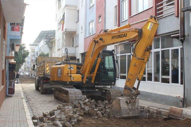 Nazilli’de Yol Yatırımları Devam Ediyor