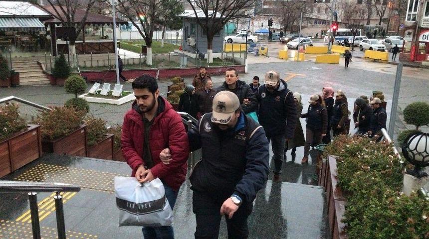Bursa&rsquo;da Bylock Kullanıcısı 5 Kişi Adliyeye Sevk Edildi