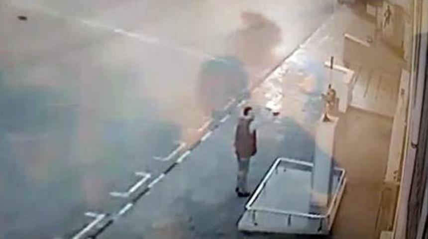 Atatürk Büstüne Ateş Eden Pkk Yandaşının, Polise İhbarda Bulunduğu Ortaya Çıktı