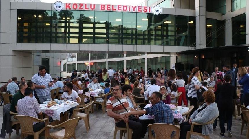Başkan Yılmaz Belediye Personeline İftar Verdi