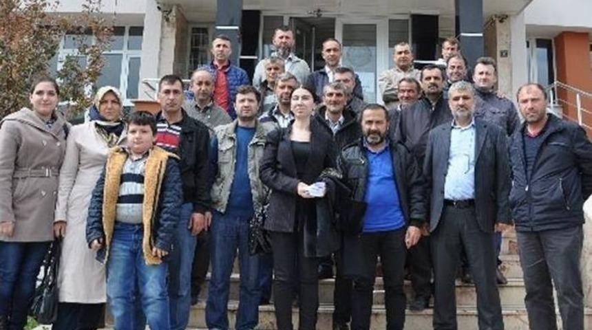 &Ccedil;alışırken Hastalandılar, Yaşarken &Ouml;l&uuml;yorlar