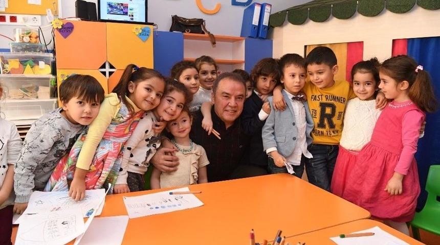 Başkan B&ouml;cek&rsquo;ten &lsquo;minik&rsquo;lere Yeni Yıl Ziyareti