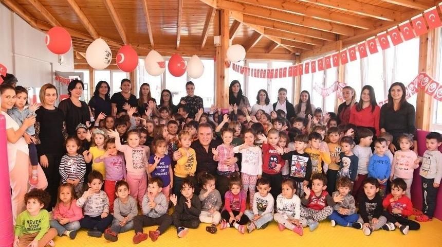 Başkan B&ouml;cek&rsquo;ten &lsquo;minik&rsquo;lere Yeni Yıl Ziyareti