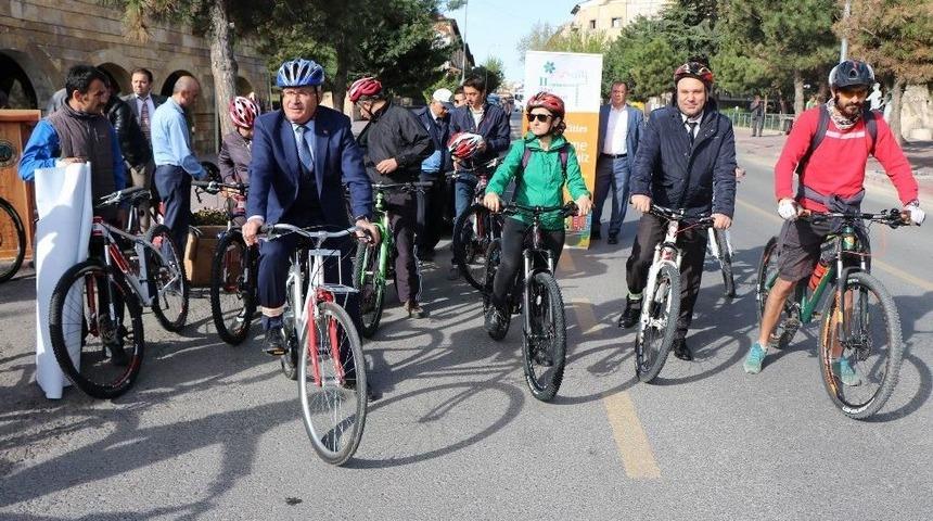 &Uuml;rg&uuml;p Belediye Başkanı Fahri Yıldız, &ldquo; Gelecek Nesillere Sağlıklı Kent Bırakmak İstiyoruz