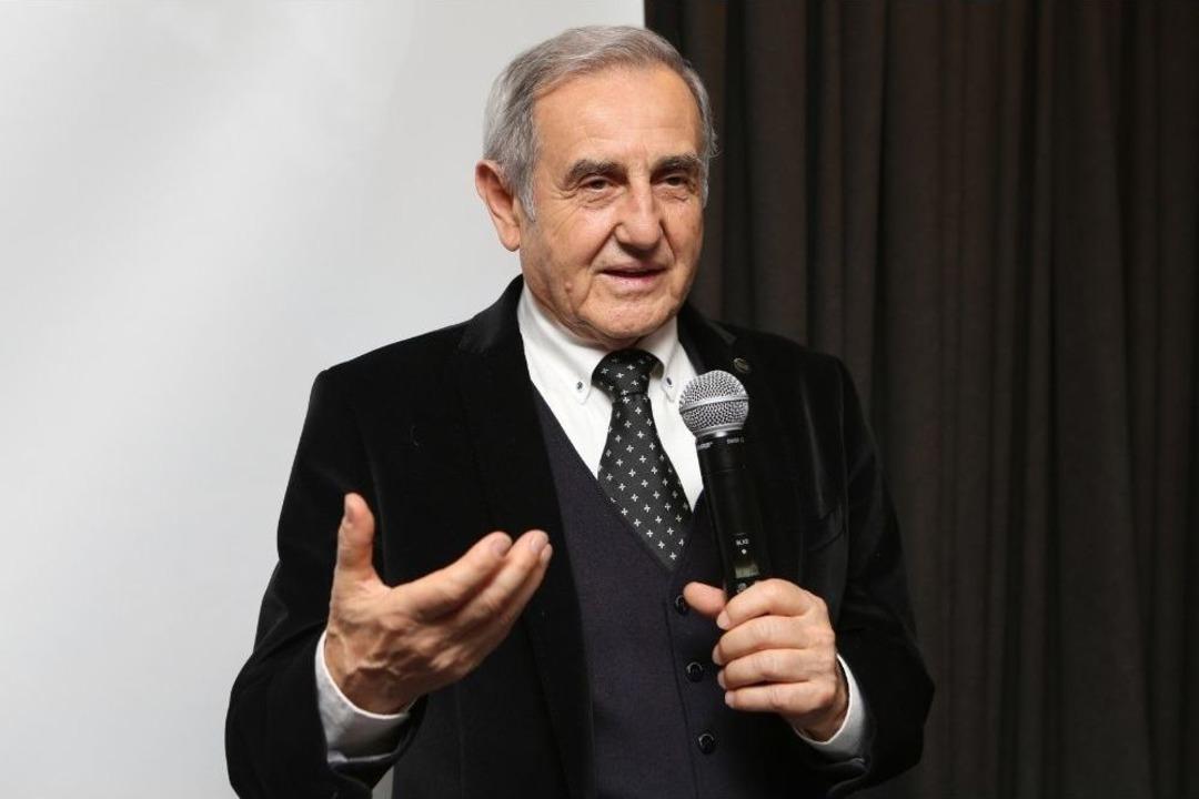 Devrim Erbil&rsquo;in 60 Yıllık Sanat Hayatı Sempozyumda Ele Alındı