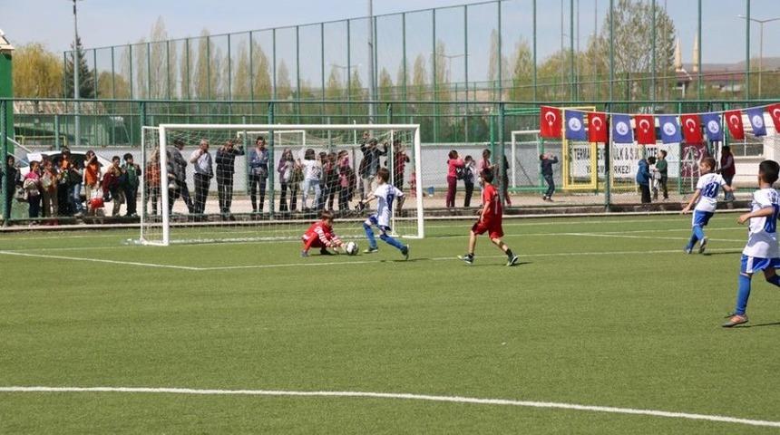 İlkokullararası Futbol Turnuvası Sona Erdi
