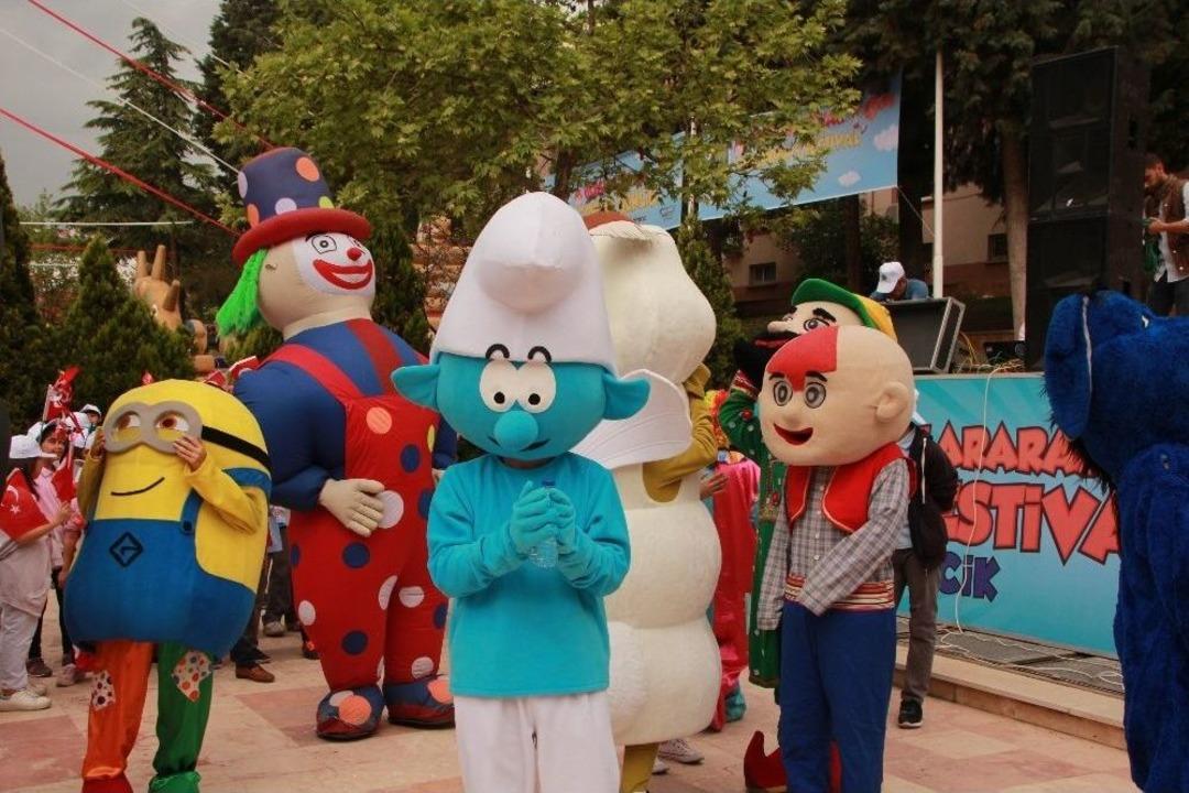11. Uluslararası &Ccedil;ocuk Festivali Başladı