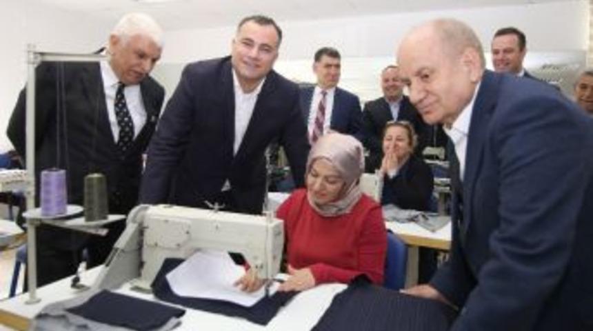 Belediyeden Sekt&ouml;re Destek, İşsizliğe &Ccedil;&ouml;z&uuml;m