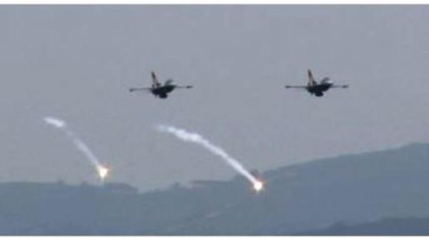 &lsquo;solot&uuml;rk&rsquo; U&ccedil;ağının Prova G&ouml;sterisi Nefes Kesti