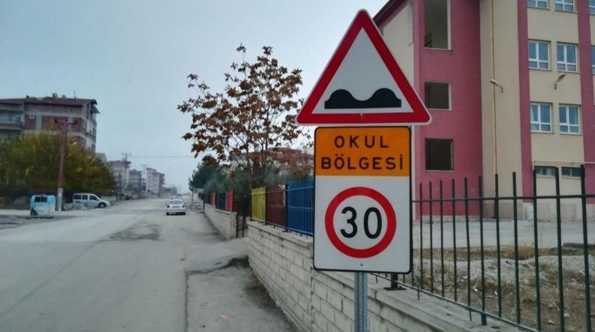 Büyükşehirden İlkokul Önlerinde Trafik Güvenliği