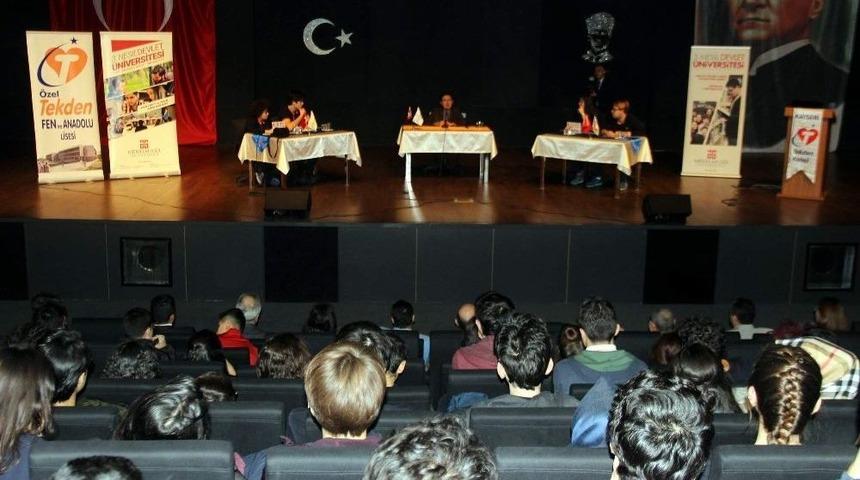 Agü Rektörü Sabuncuoğlu Tekden Lisesi Öğrencilerinin Sorularını Cevapladı