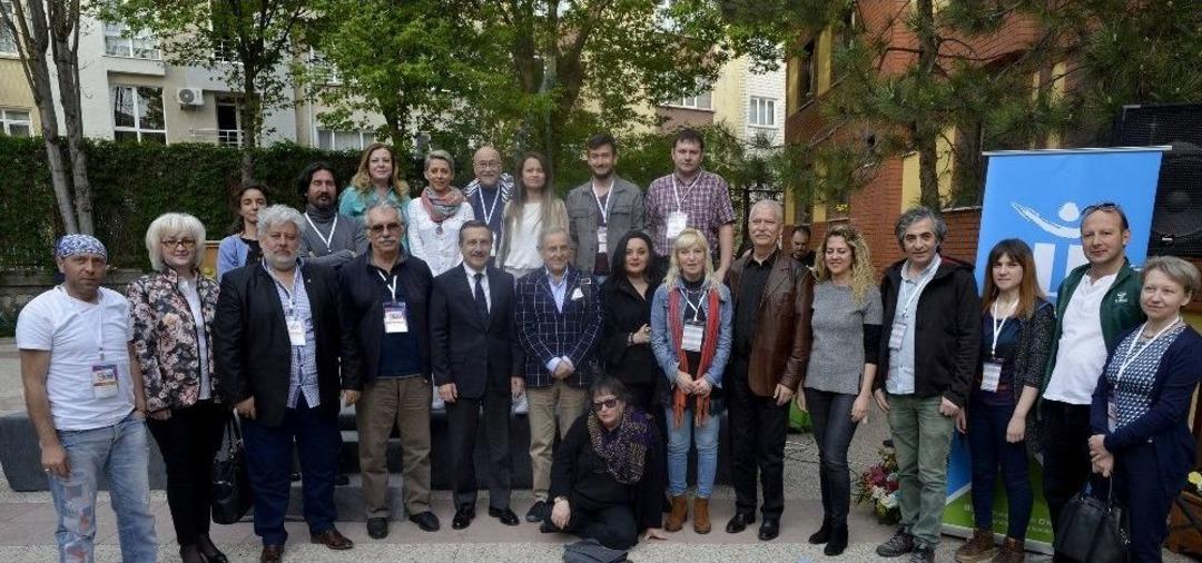 9. Uluslararası Sanat &Ccedil;alıştayı Başladı