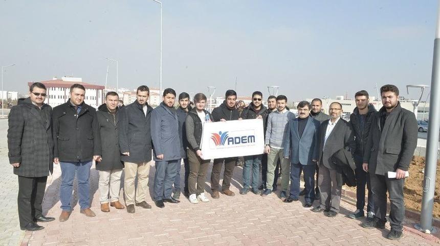 Km&uuml;&rsquo;n&uuml;n Yeşil Alanı Artıyor