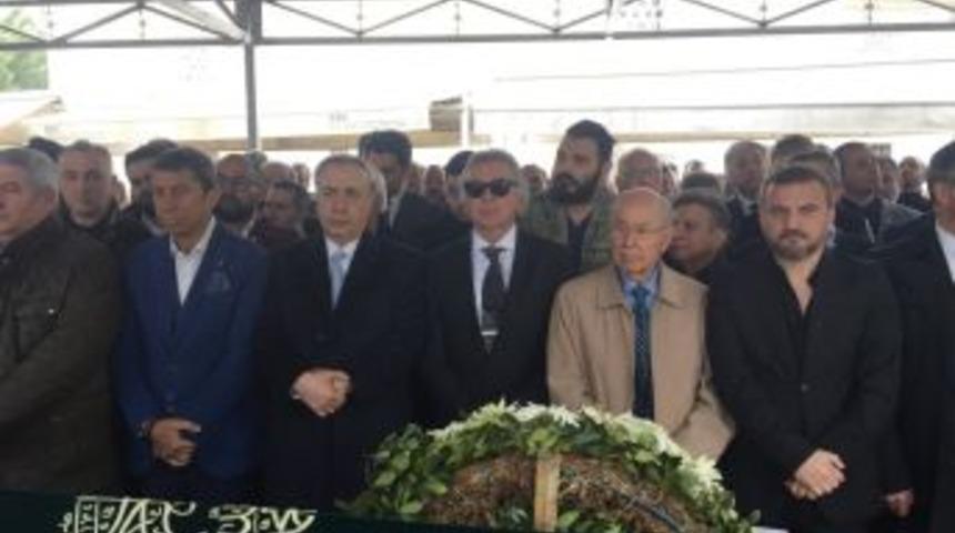 Turgay Kıran&rsquo;ın Annesi Melahat Kıran Son Yolculuğuna Uğurlandı