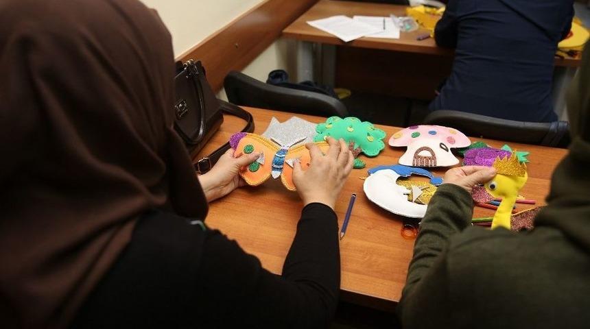 Kadınlara &Ccedil;ocuk Bakımı Kursu