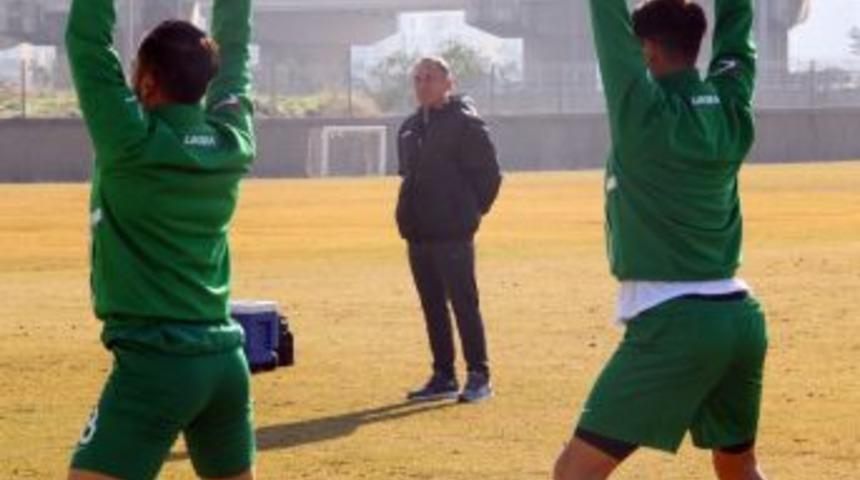 Halim Okta: &ldquo;ikinci Yarı &Ccedil;ok Ma&ccedil; Kazanan, &Ccedil;ok Gol Atan Bir Karşıyaka Olacak&rdquo;