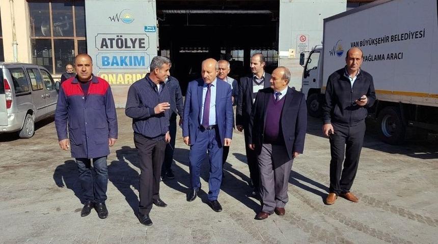 Tamer, At&ouml;lyelerde İncelemelerde Bulundu