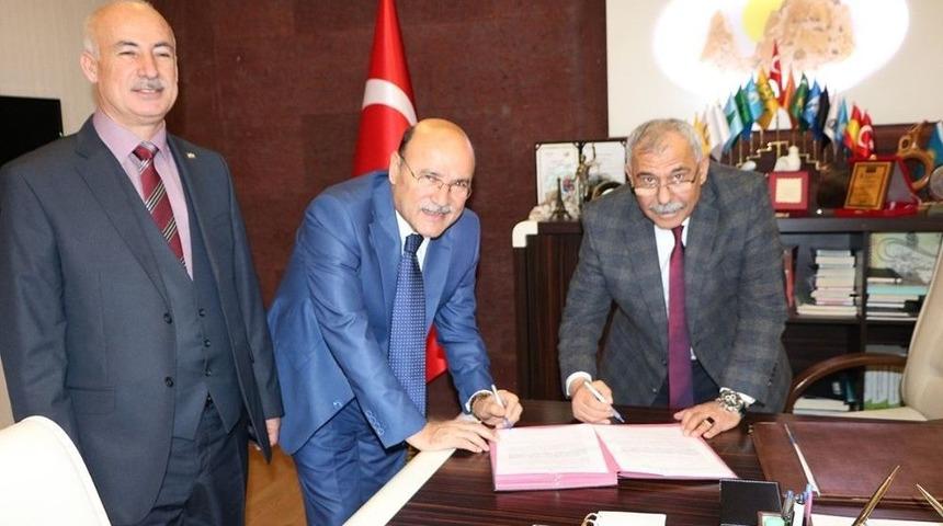 U&ccedil;hisar&rsquo;da, Sosyal Denge S&ouml;zleşmesi Yenilendi