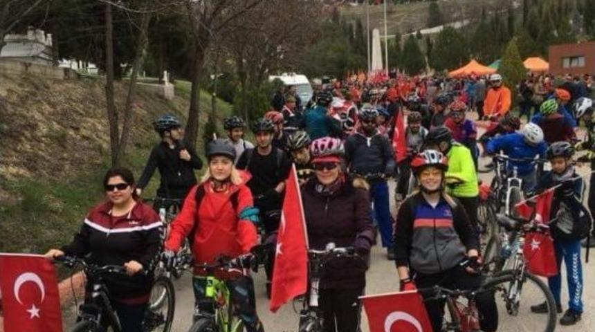 T&uuml;rk Bayrağı &lsquo;t&uuml;rk Kadının Zaferi Bisiklet Turu&rsquo; İle Elden Ele Gezecek