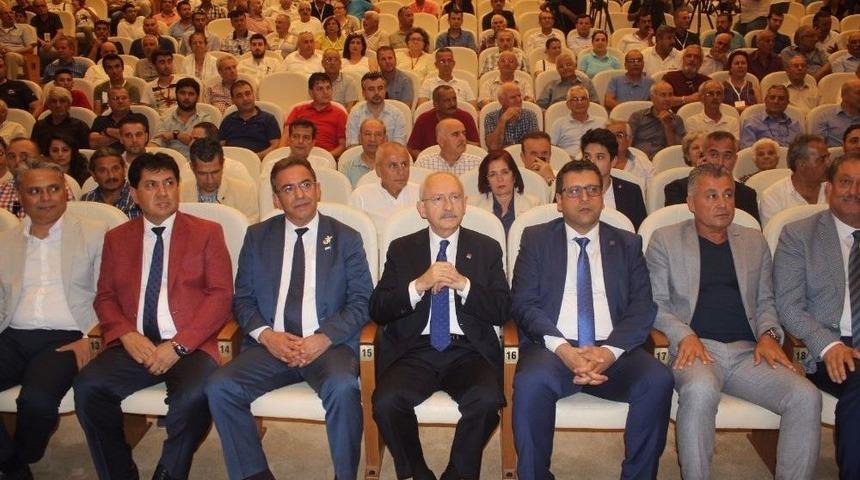 Kılı&ccedil;daroğlu&rsquo;nun Toplantısında Elektrik Krizi