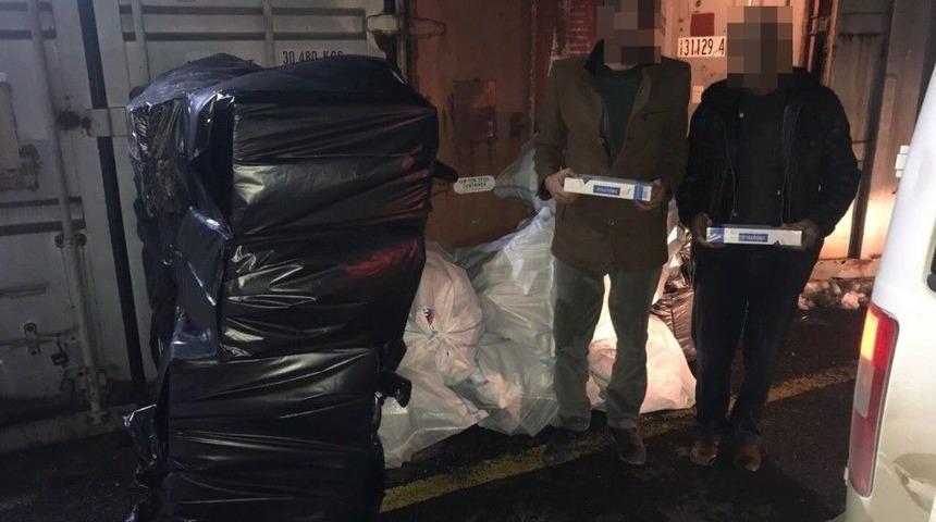 Van&rsquo;da 15 Bin Paket Ka&ccedil;ak Sigara Ele Ge&ccedil;irildi